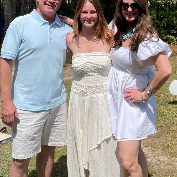 Meet your Posher, Laurrie - Picture 7 of 7